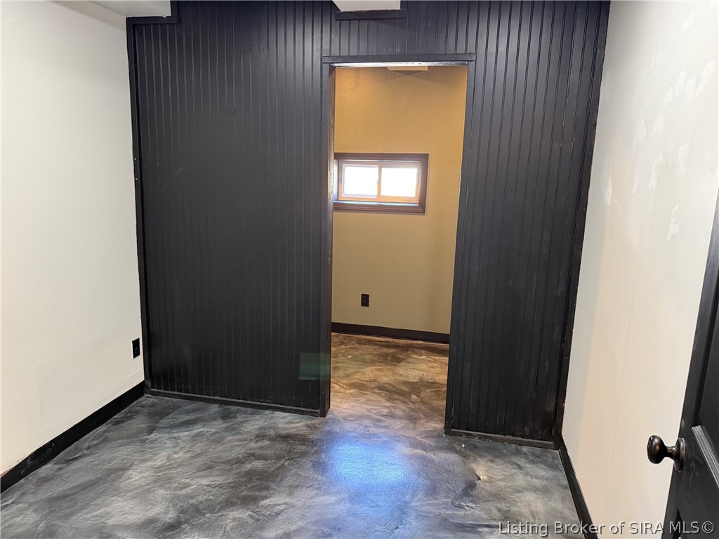 1617 State Street Property Photo 9