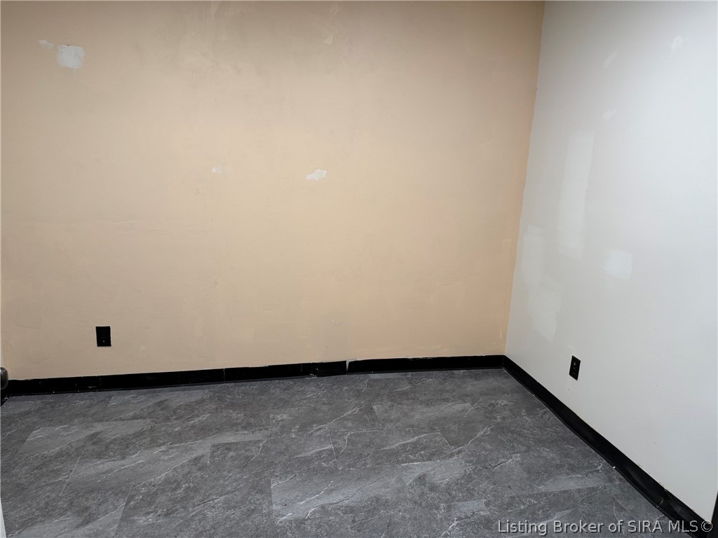 1617 State Street Property Photo 12