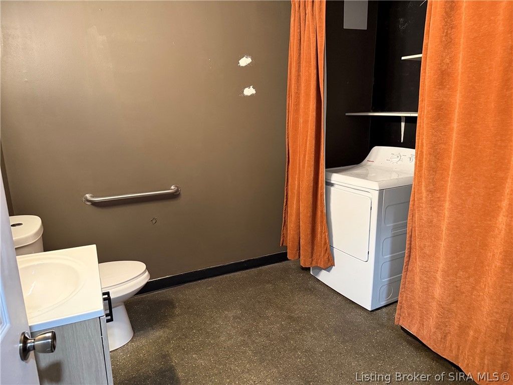 1617 State Street Property Photo 14