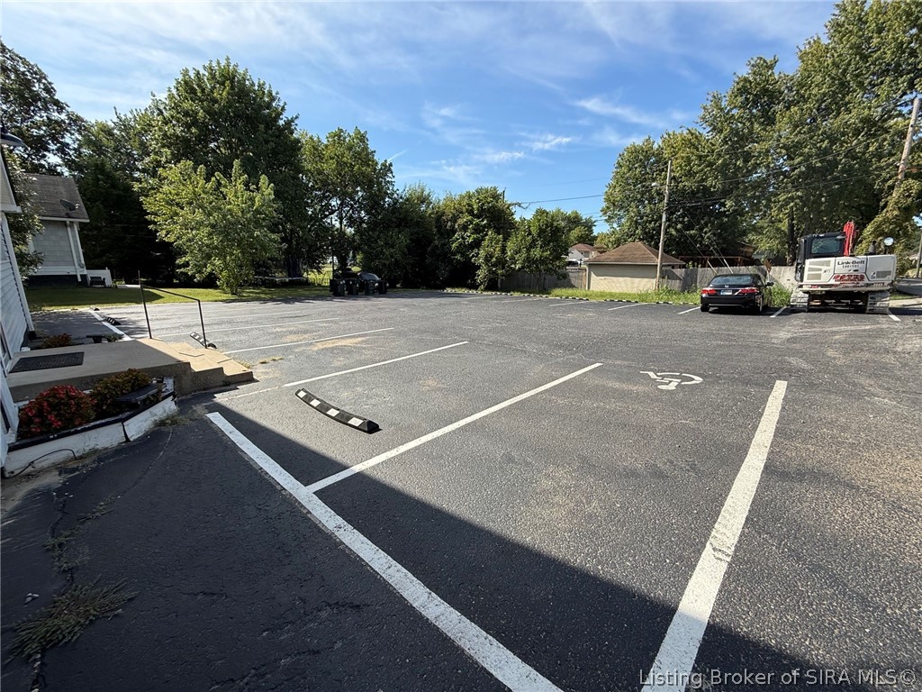 1617 State Street Property Photo 16