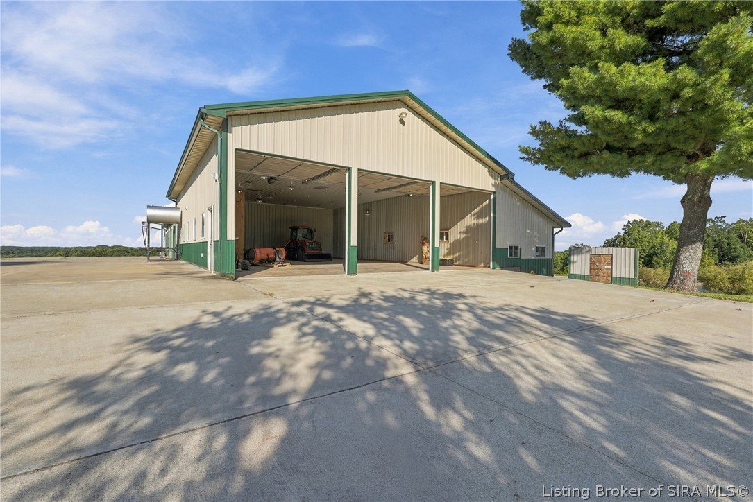 317-319 S County Road 460 S Property Photo 46