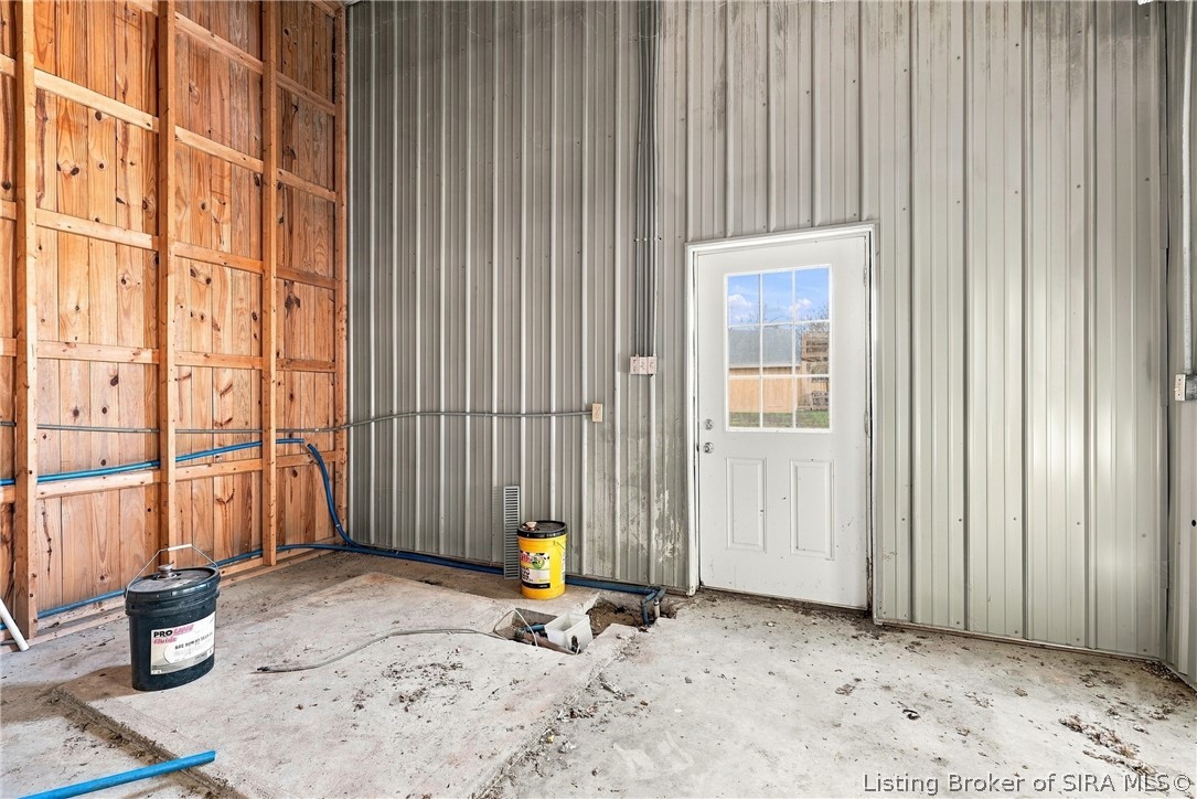 317-319 S County Road 460 S Property Photo 50