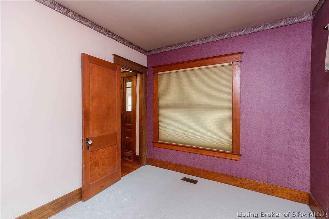 943 E 7th Street Property Photo 26