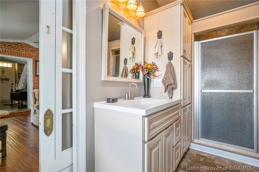 409 Mulberry Street Property Photo 18