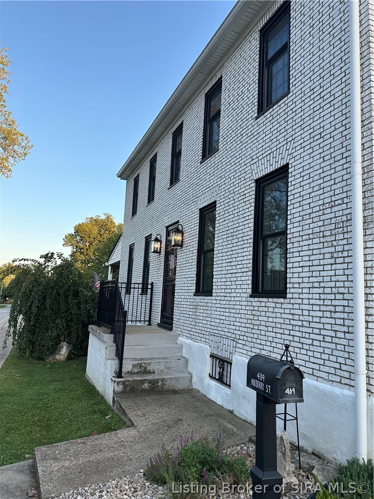 409 Mulberry Street Property Photo 55