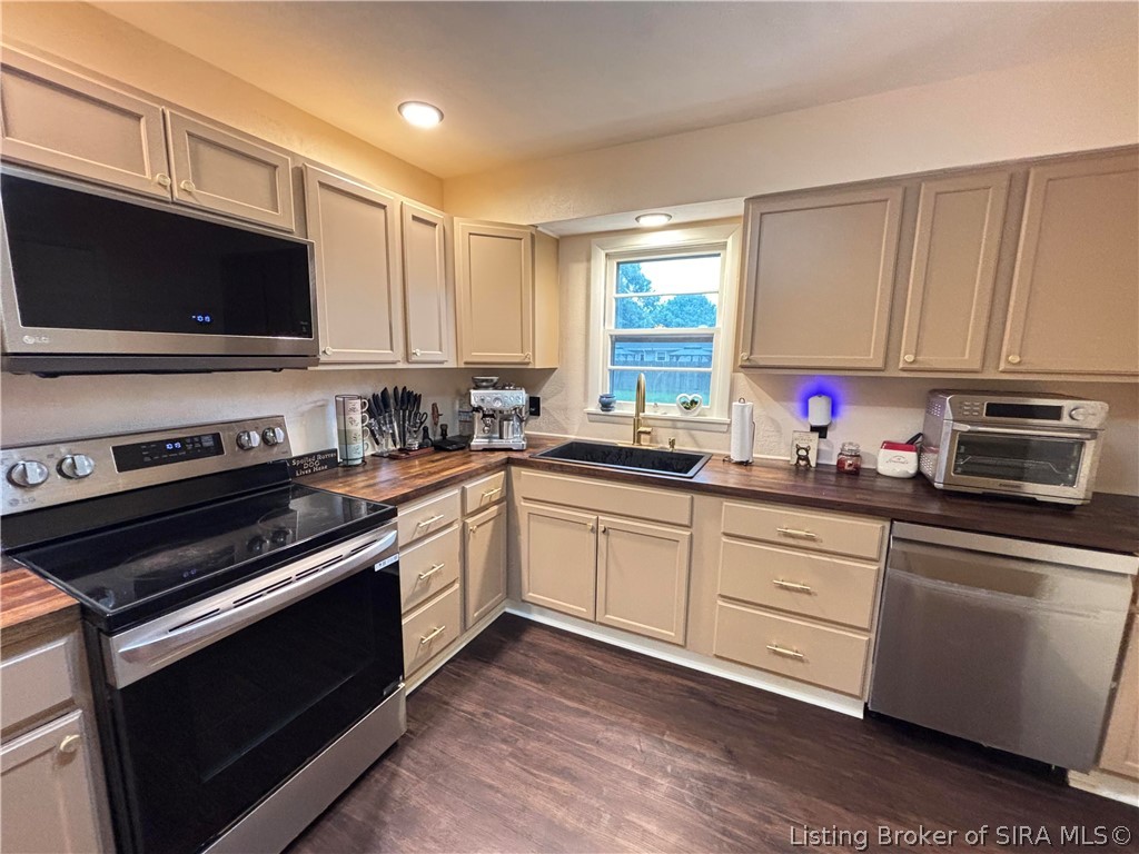 2412 Blackiston Mill Road Property Photo 13