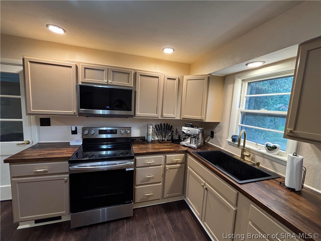 2412 Blackiston Mill Road Property Photo 14