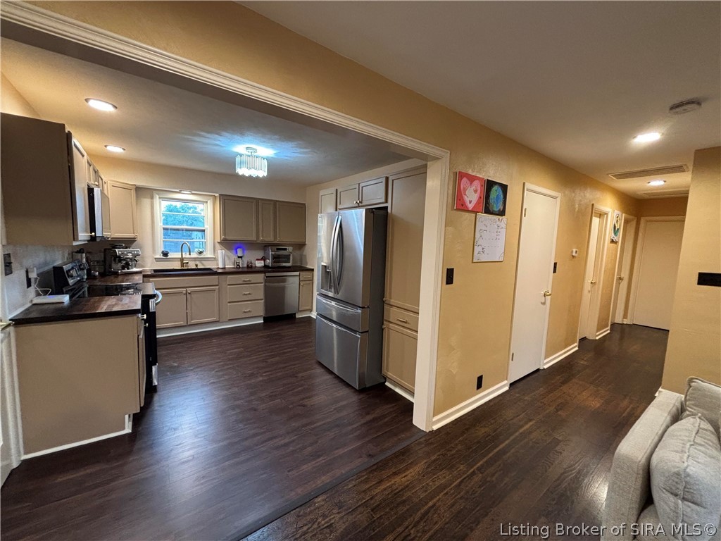 2412 Blackiston Mill Road Property Photo 16