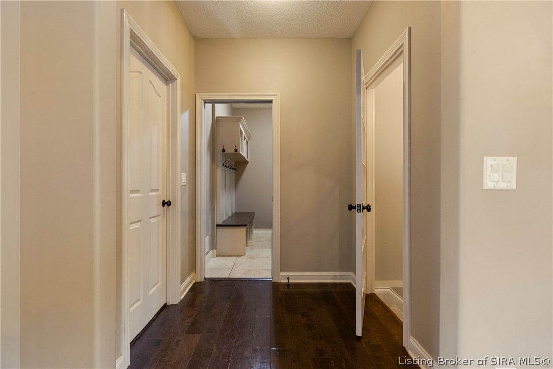 4063 Viewcrest Loop Property Photo 18