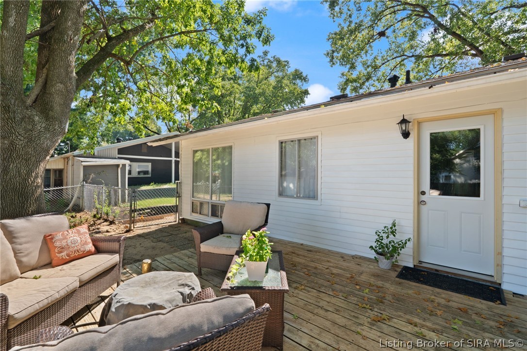 906 Springdale Drive Property Photo 24