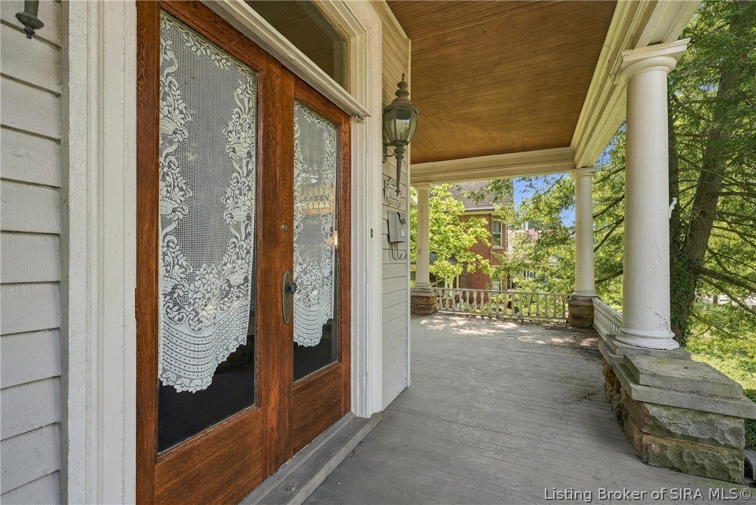 614 N Capitol Avenue Property Photo 2