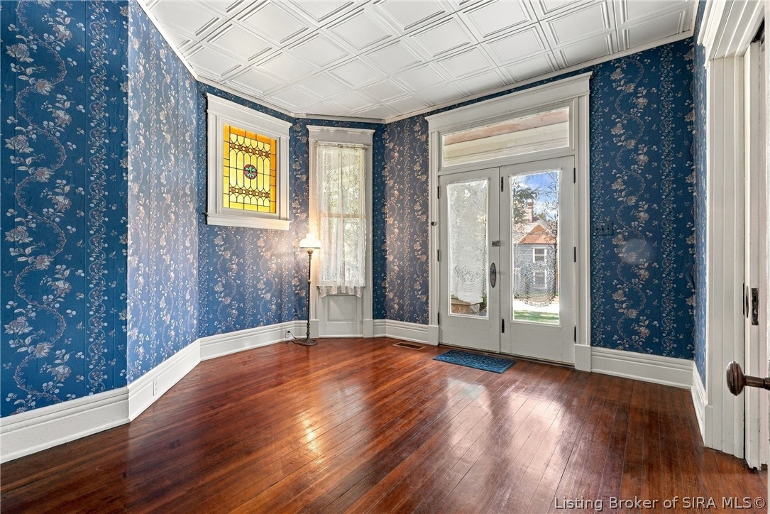 614 N Capitol Avenue Property Photo 3