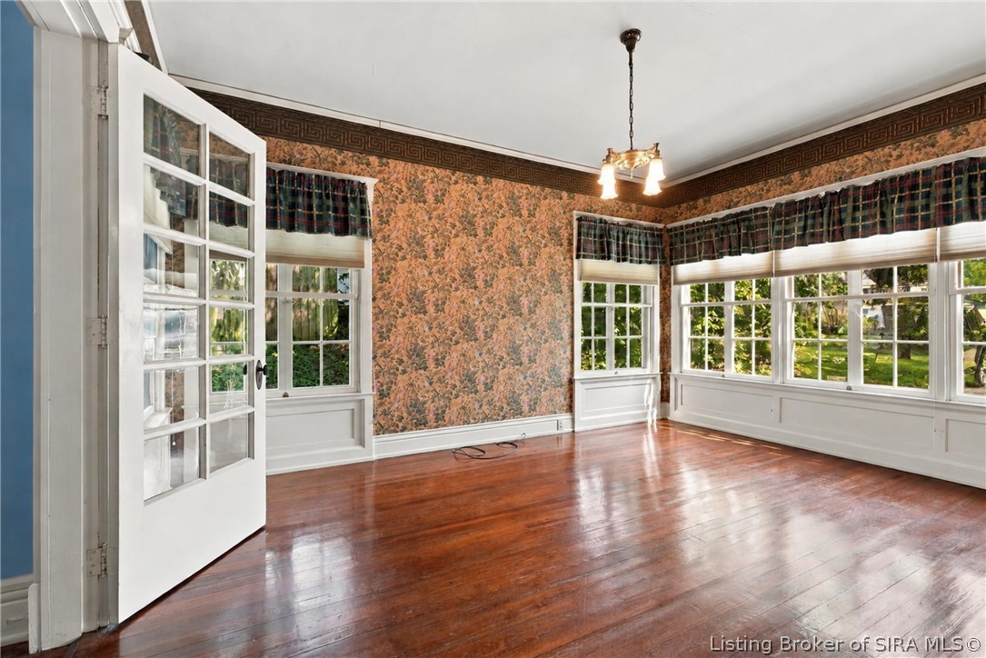 614 N Capitol Avenue Property Photo 21