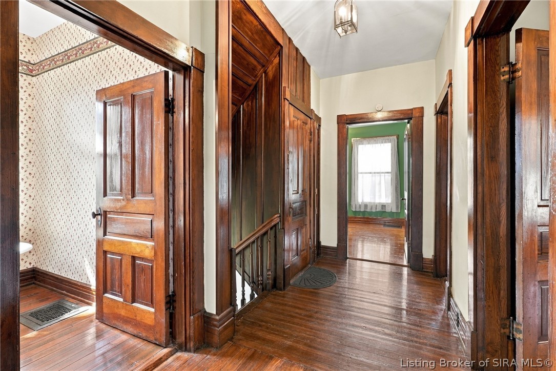 614 N Capitol Avenue Property Photo 29