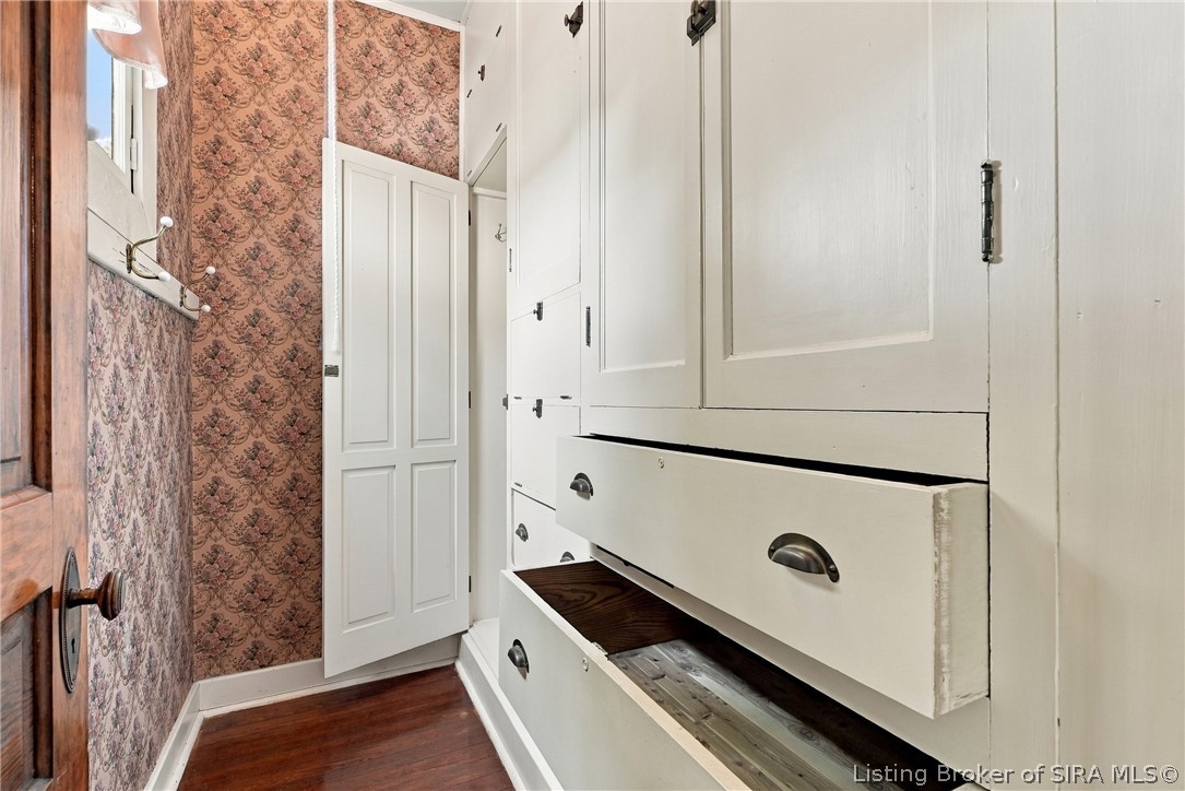 614 N Capitol Avenue Property Photo 42