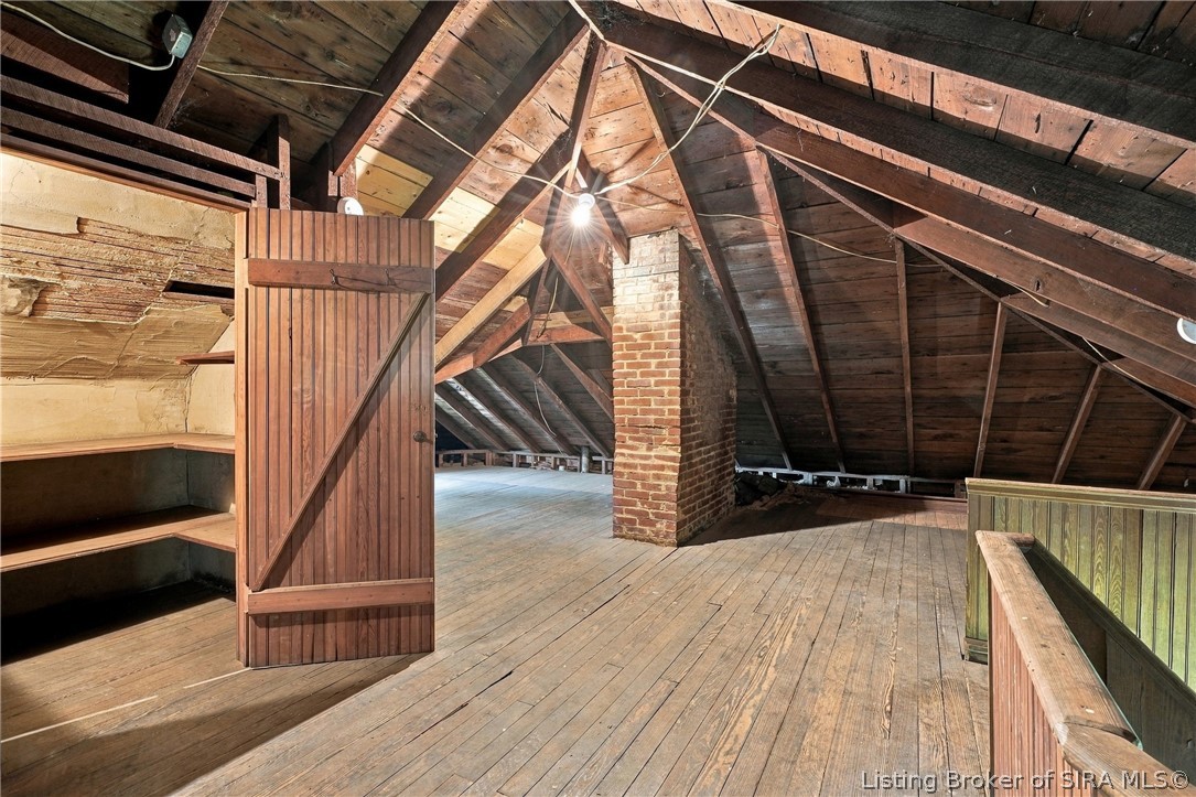 614 N Capitol Avenue Property Photo 49