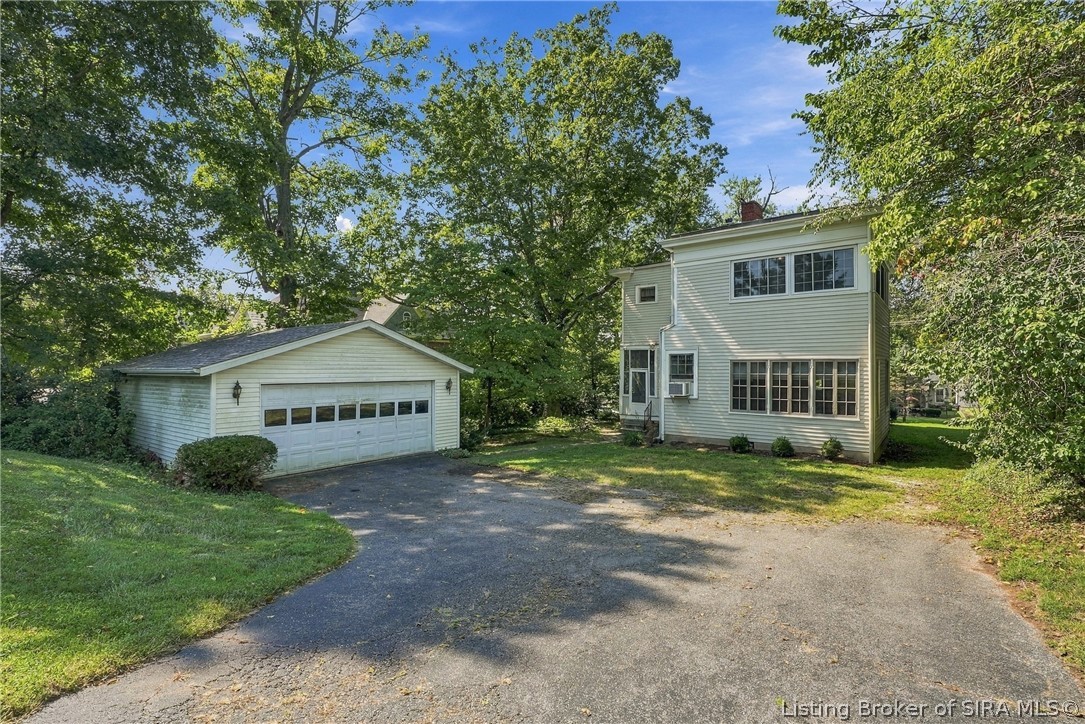 614 N Capitol Avenue Property Photo 57