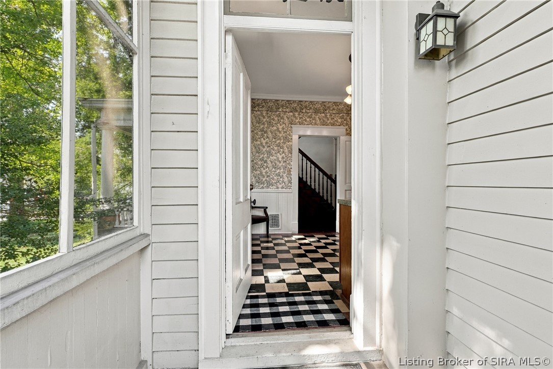 614 N Capitol Avenue Property Photo 61