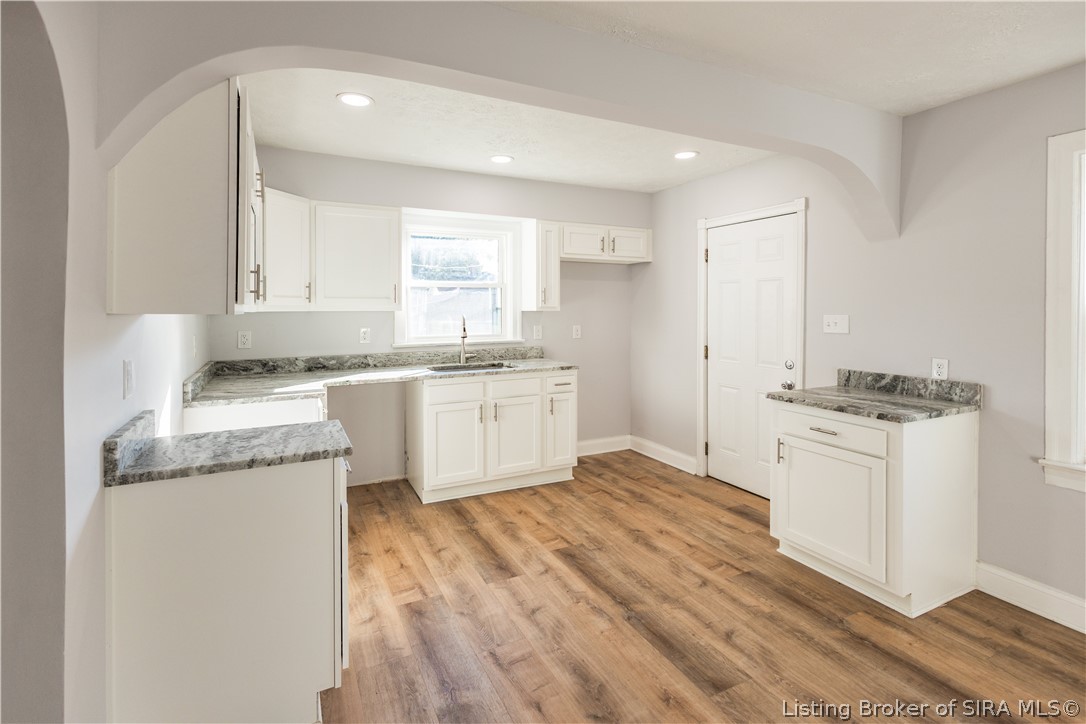 414 Cost Avenue Property Photo 9