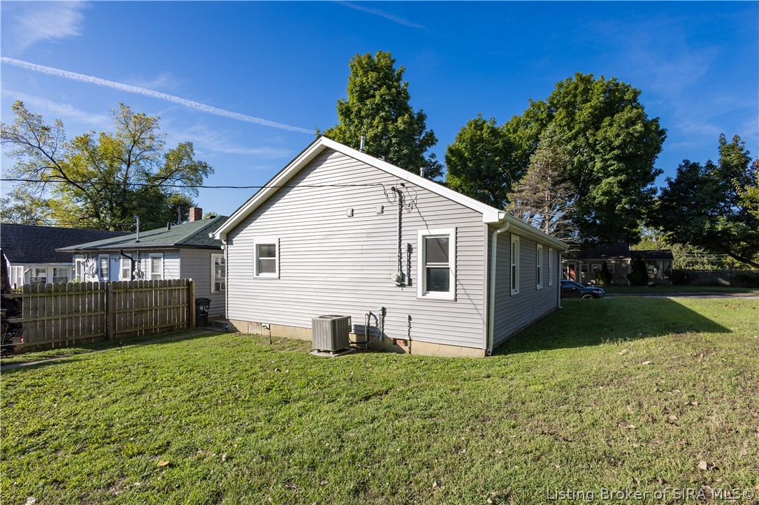 414 Cost Avenue Property Photo 20