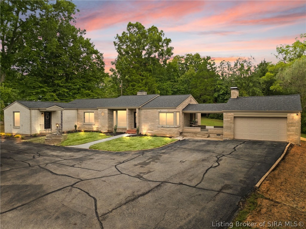 3884 Paoli Pike Property Photo 1