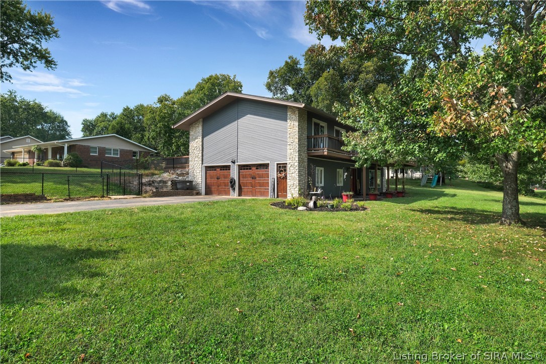 239 Sunrise Drive Property Photo 5