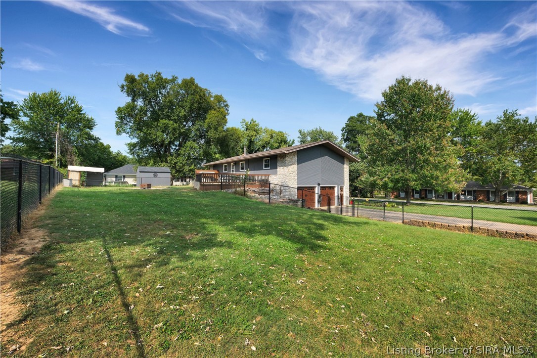 239 Sunrise Drive Property Photo 6
