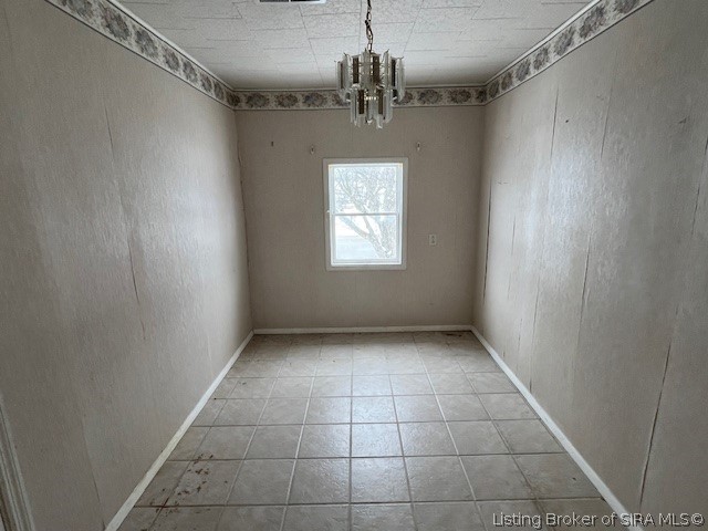 706 N Main Street Property Photo 10