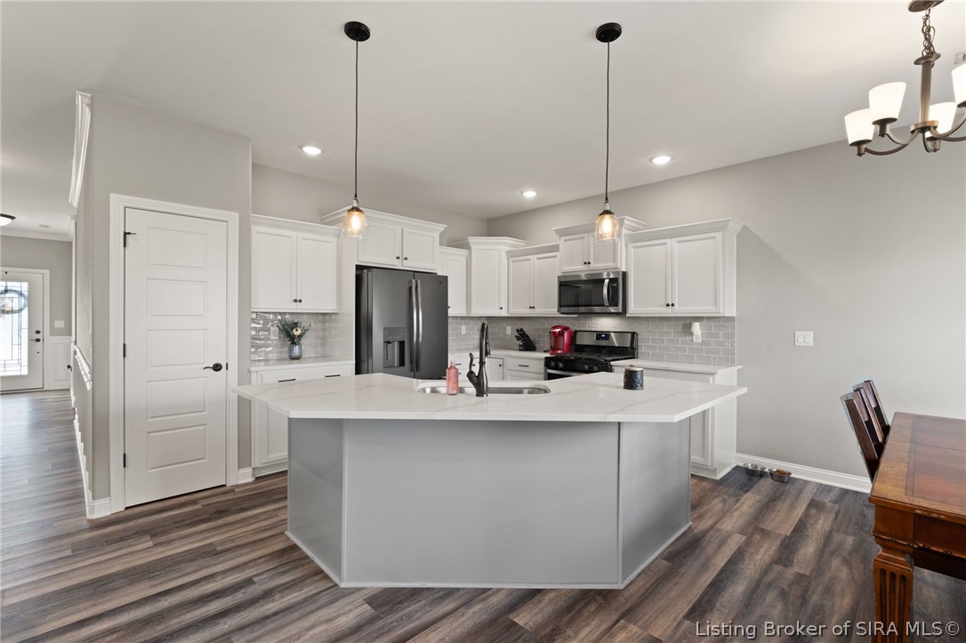 2079 Prestwick Place Property Photo 4