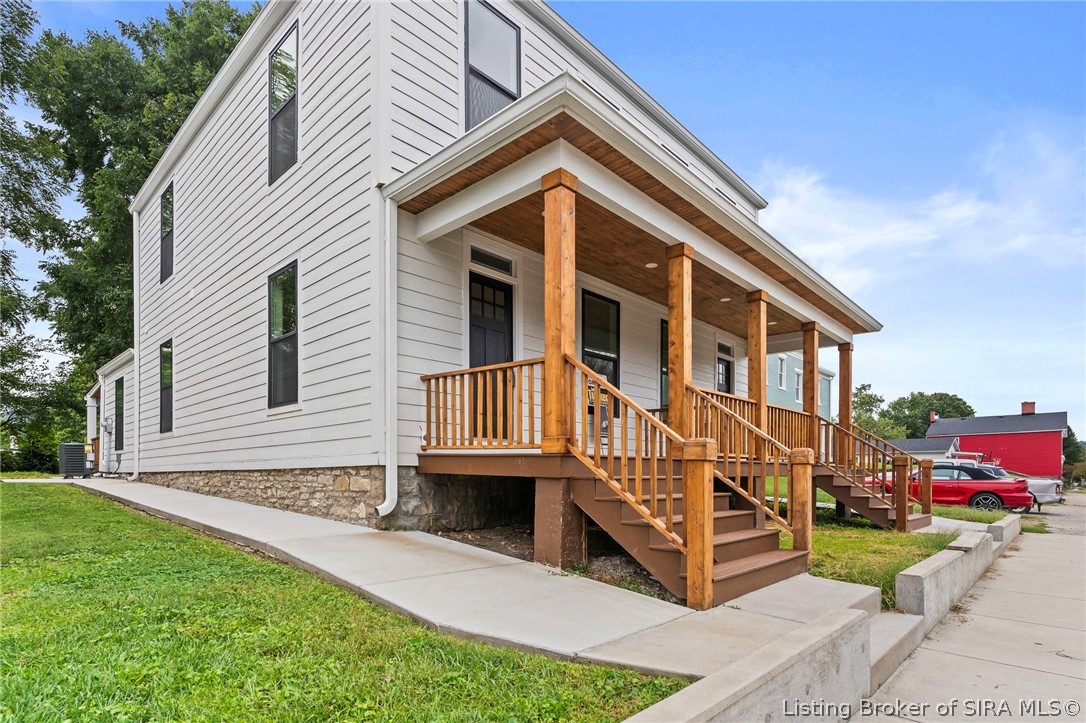 723 W Third Street Property Photo 1