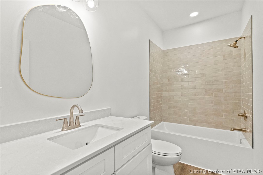723 W Third Street Property Photo 11