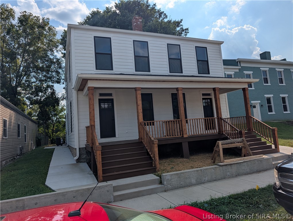 725 W Third Street Property Photo 1