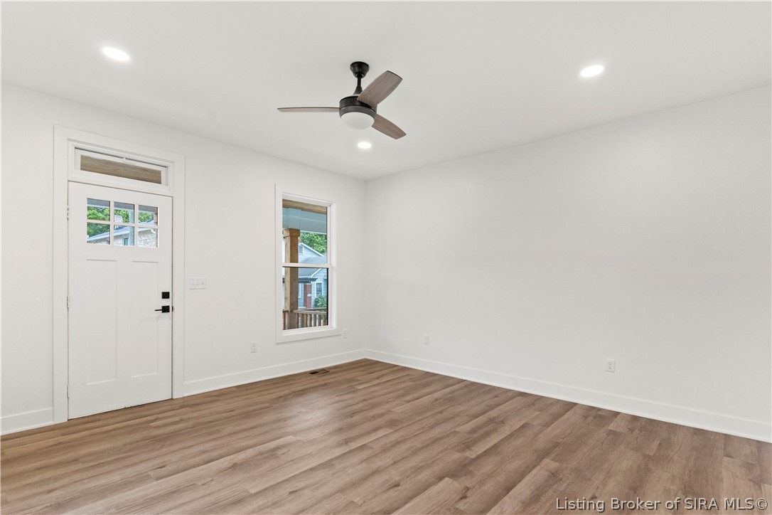 725 W Third Street Property Photo 4