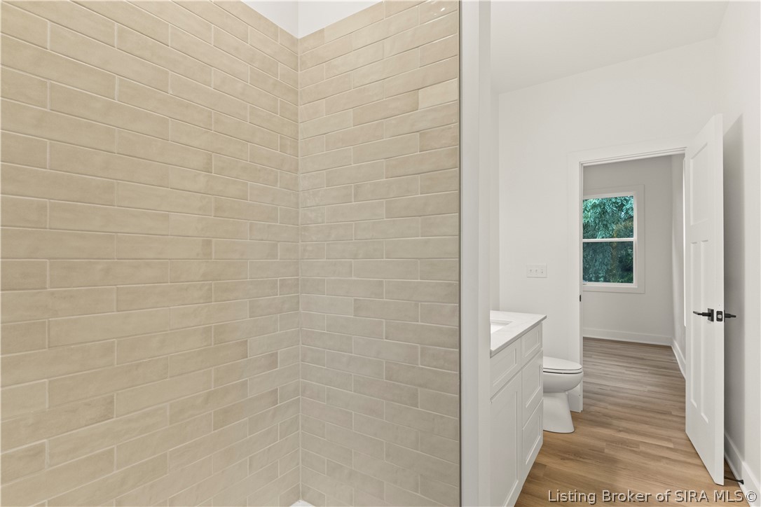 725 W Third Street Property Photo 15