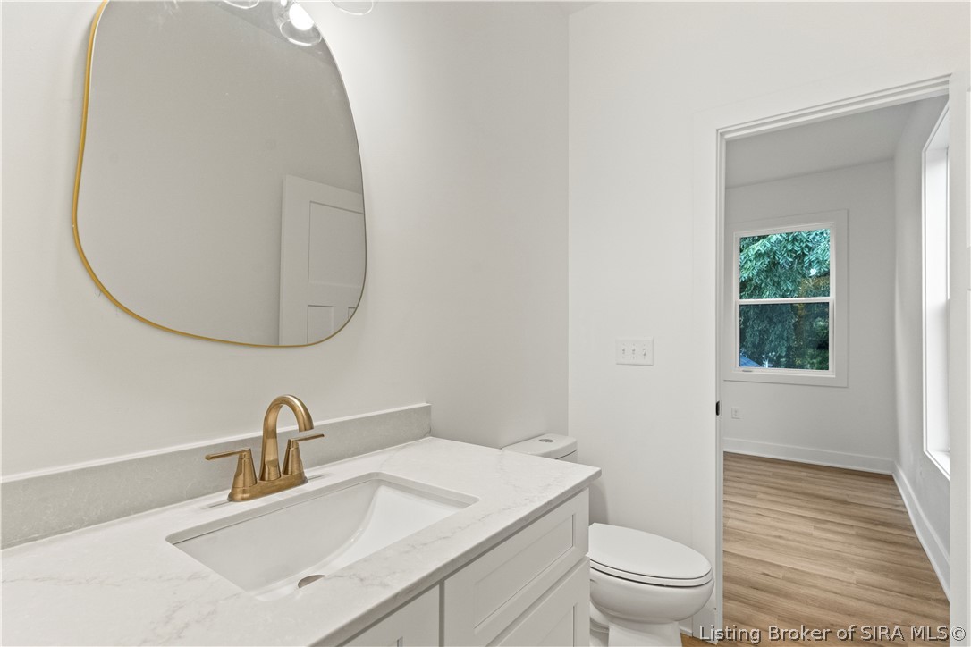 725 W Third Street Property Photo 16
