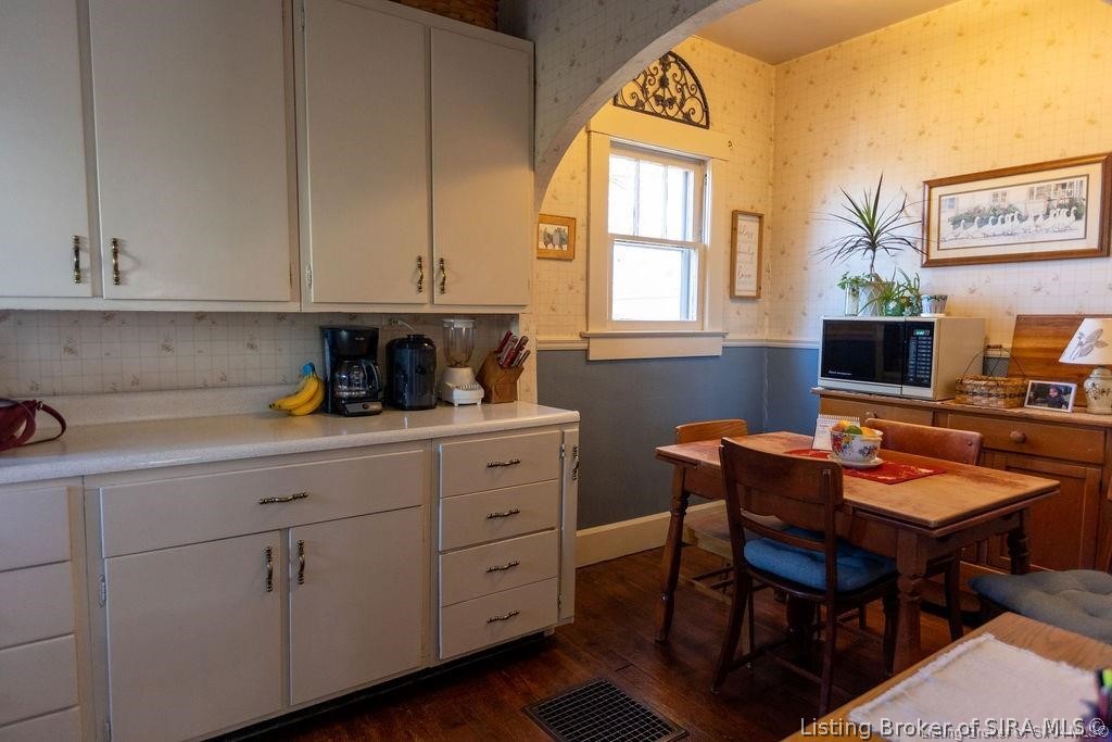 1006 Indiana Avenue Property Photo 6