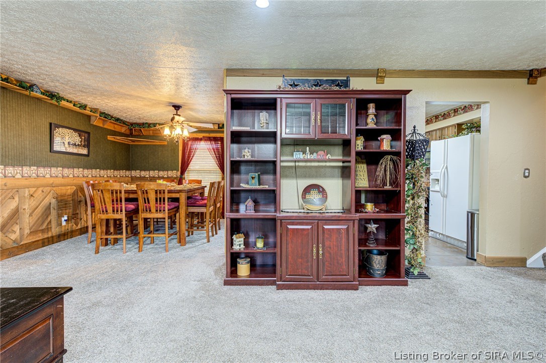 917 Castlewood Drive Property Photo 12