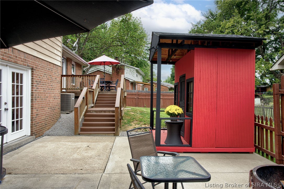 917 Castlewood Drive Property Photo 36