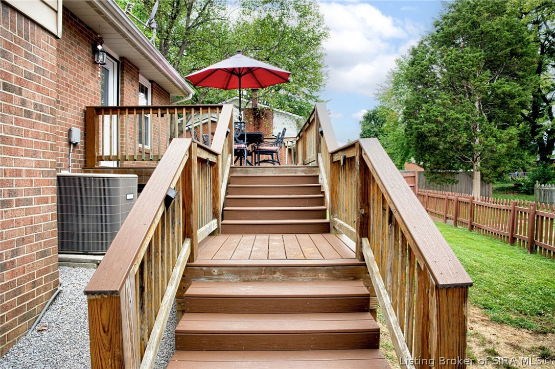 917 Castlewood Drive Property Photo 39