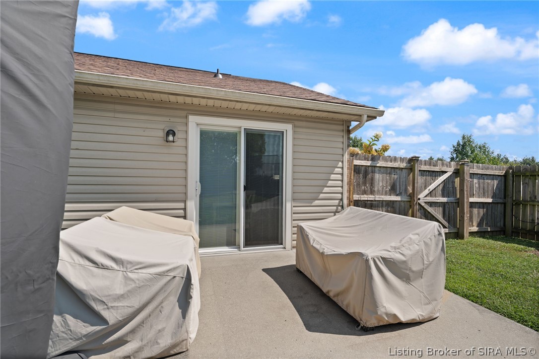 6016 Pine View Court Property Photo 9