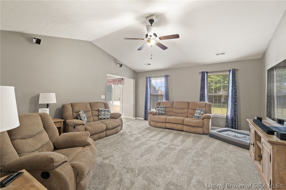 6016 Pine View Court Property Photo 12