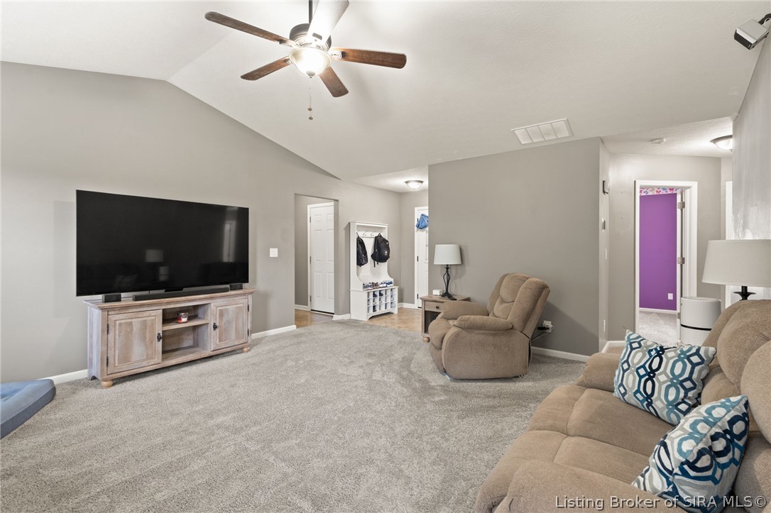 6016 Pine View Court Property Photo 14