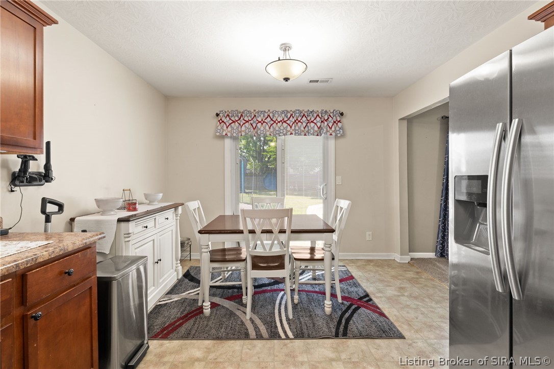 6016 Pine View Court Property Photo 17
