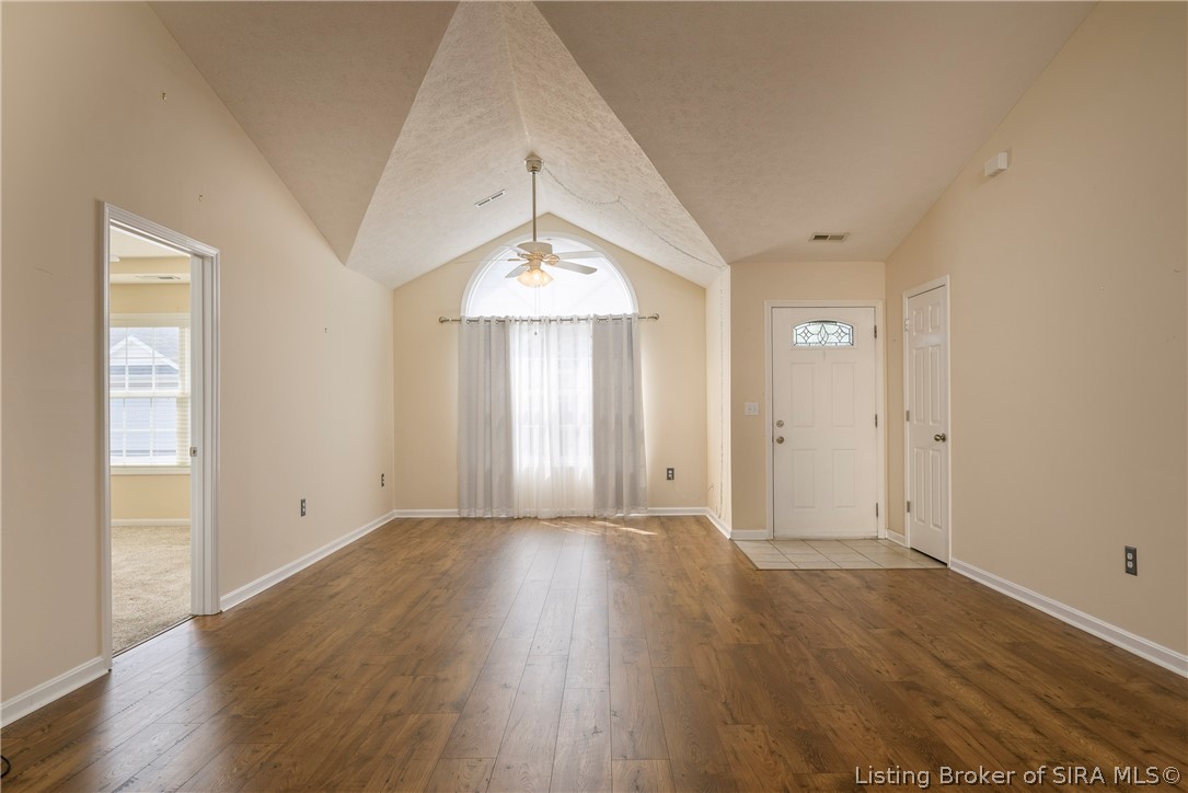 1933 Harmony Circle Property Photo 5
