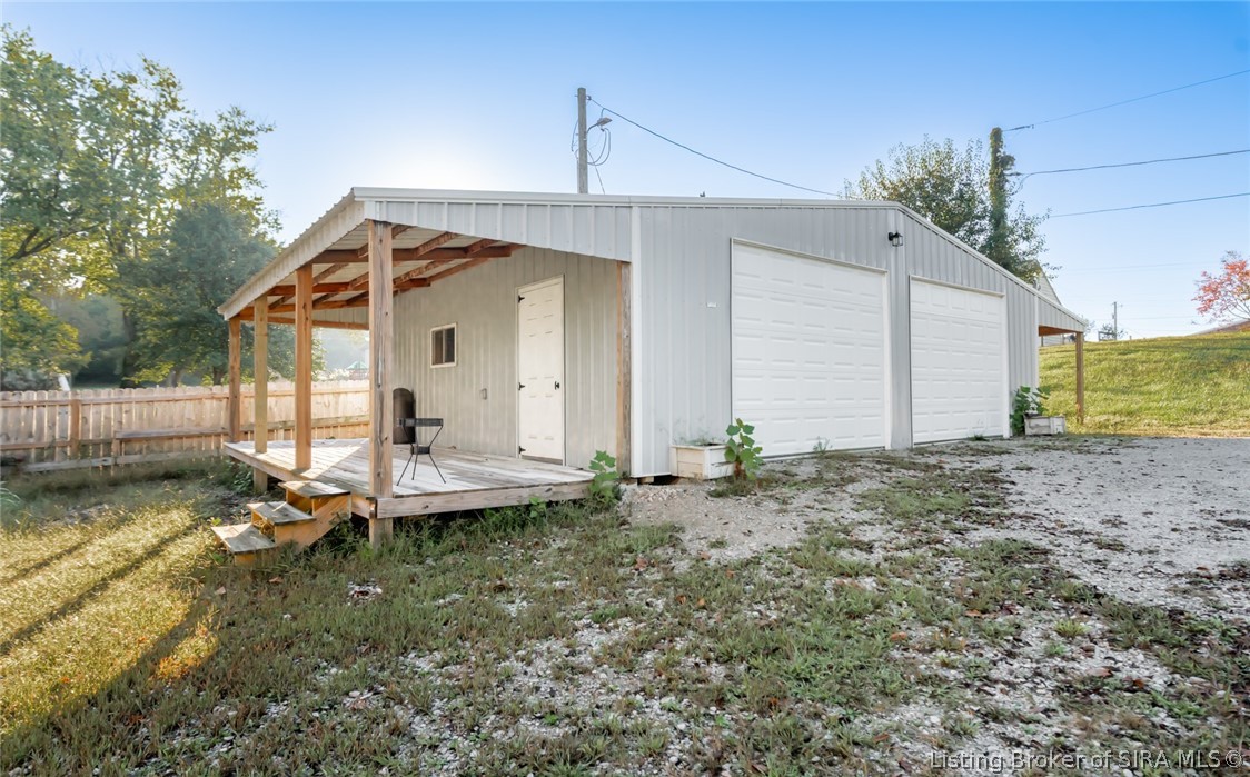 1319 W Commerce Street Property Photo 4