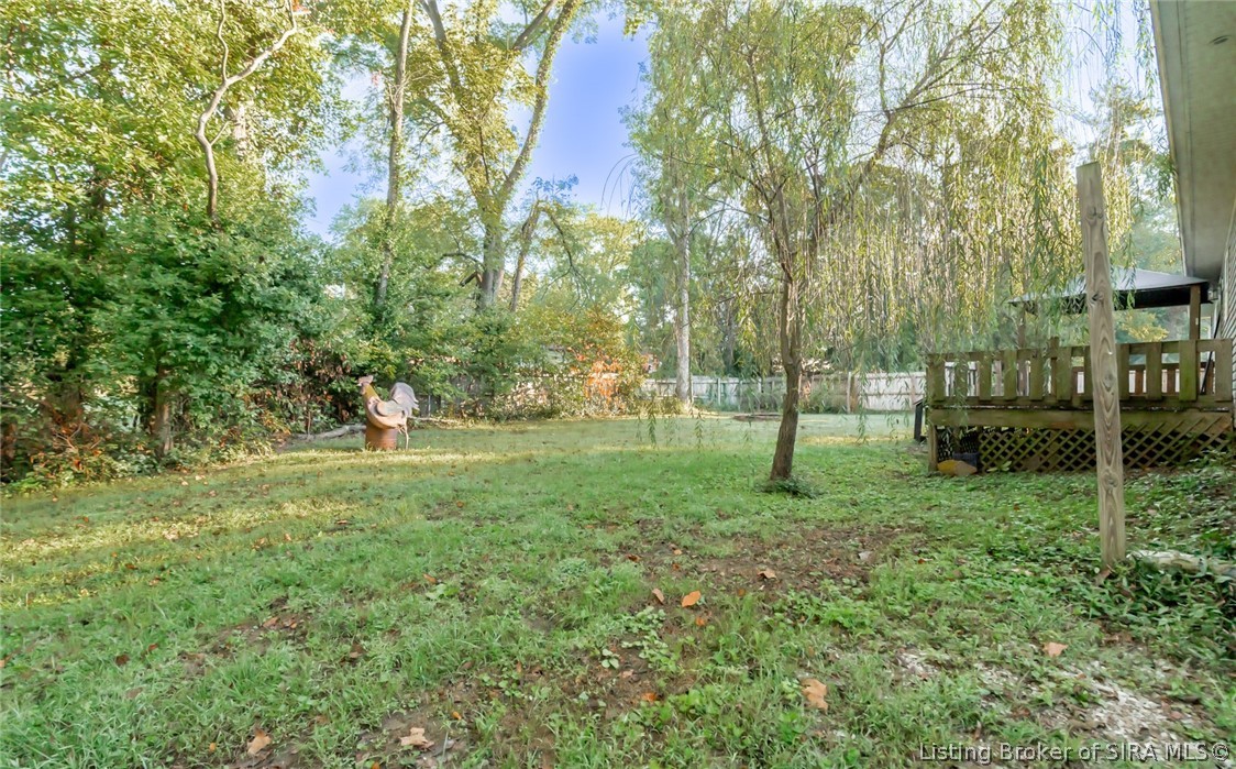 1319 W Commerce Street Property Photo 9