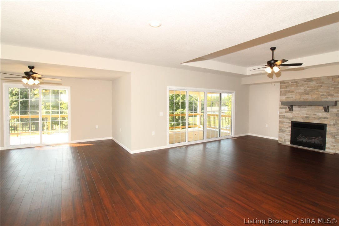 1245 E Easy Street Property Photo 4