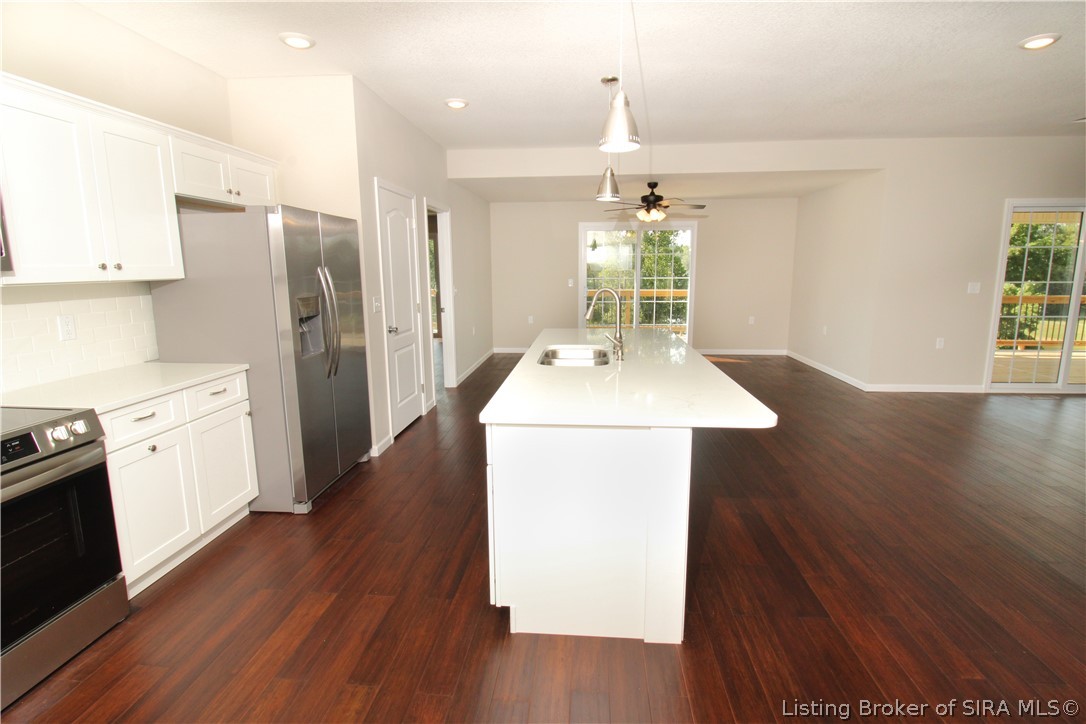 1245 E Easy Street Property Photo 7