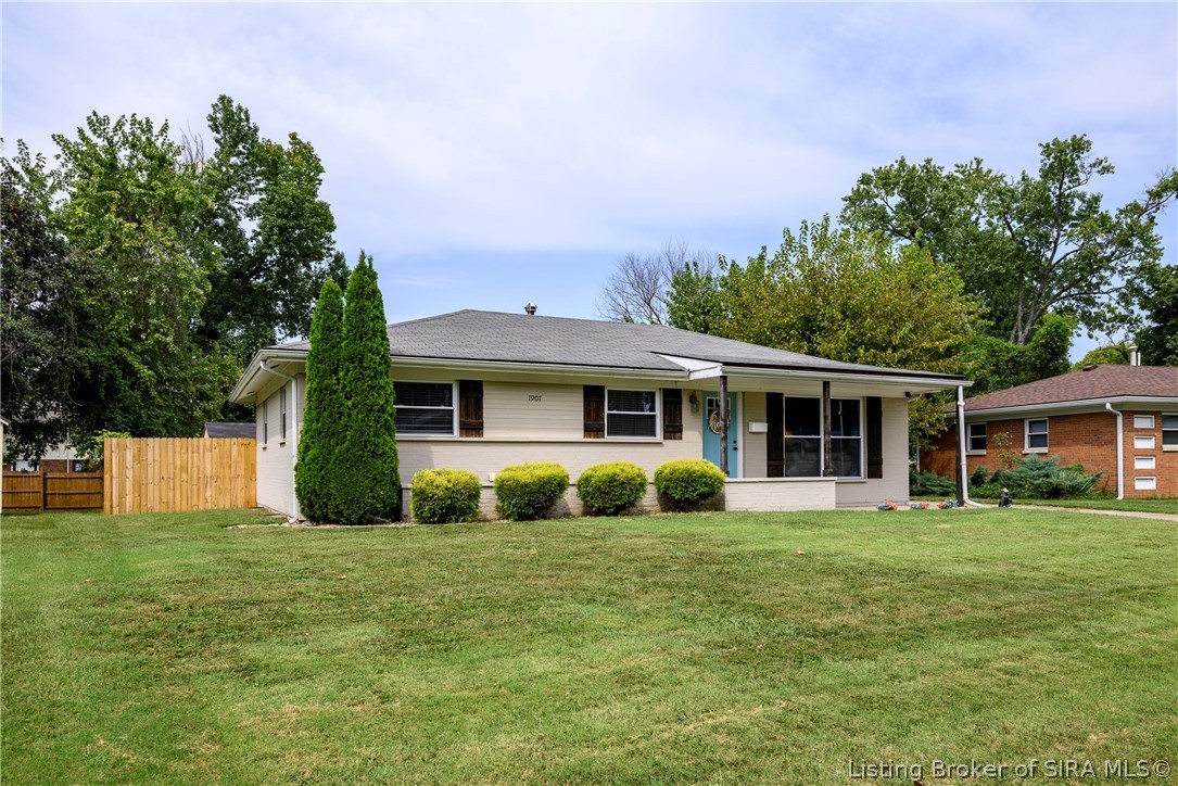 1907 N Larkspur Drive Property Photo 1