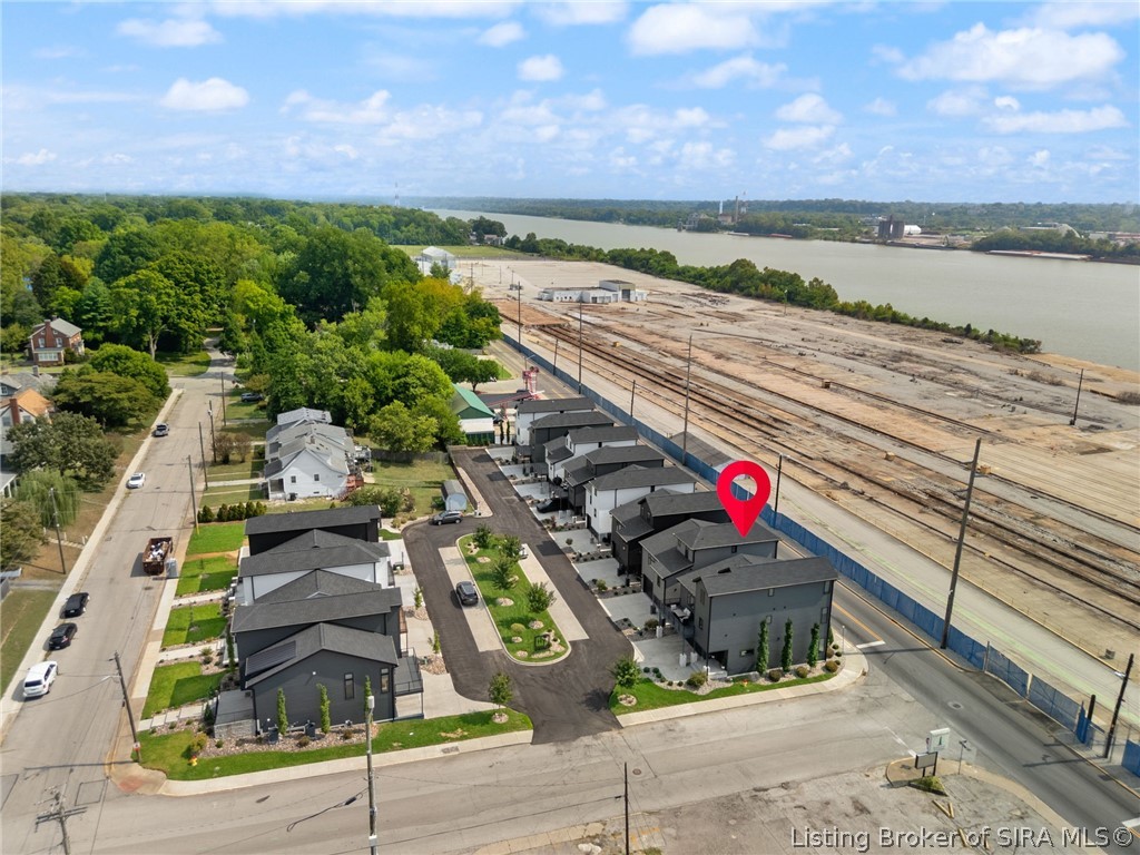 100 Howard Lane Property Photo 18
